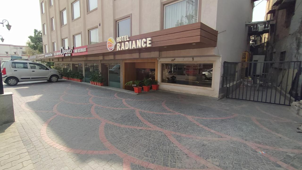 Hotel Radiance Барели Экстерьер фото