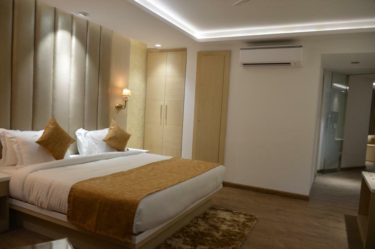 Hotel Radiance Барели Экстерьер фото